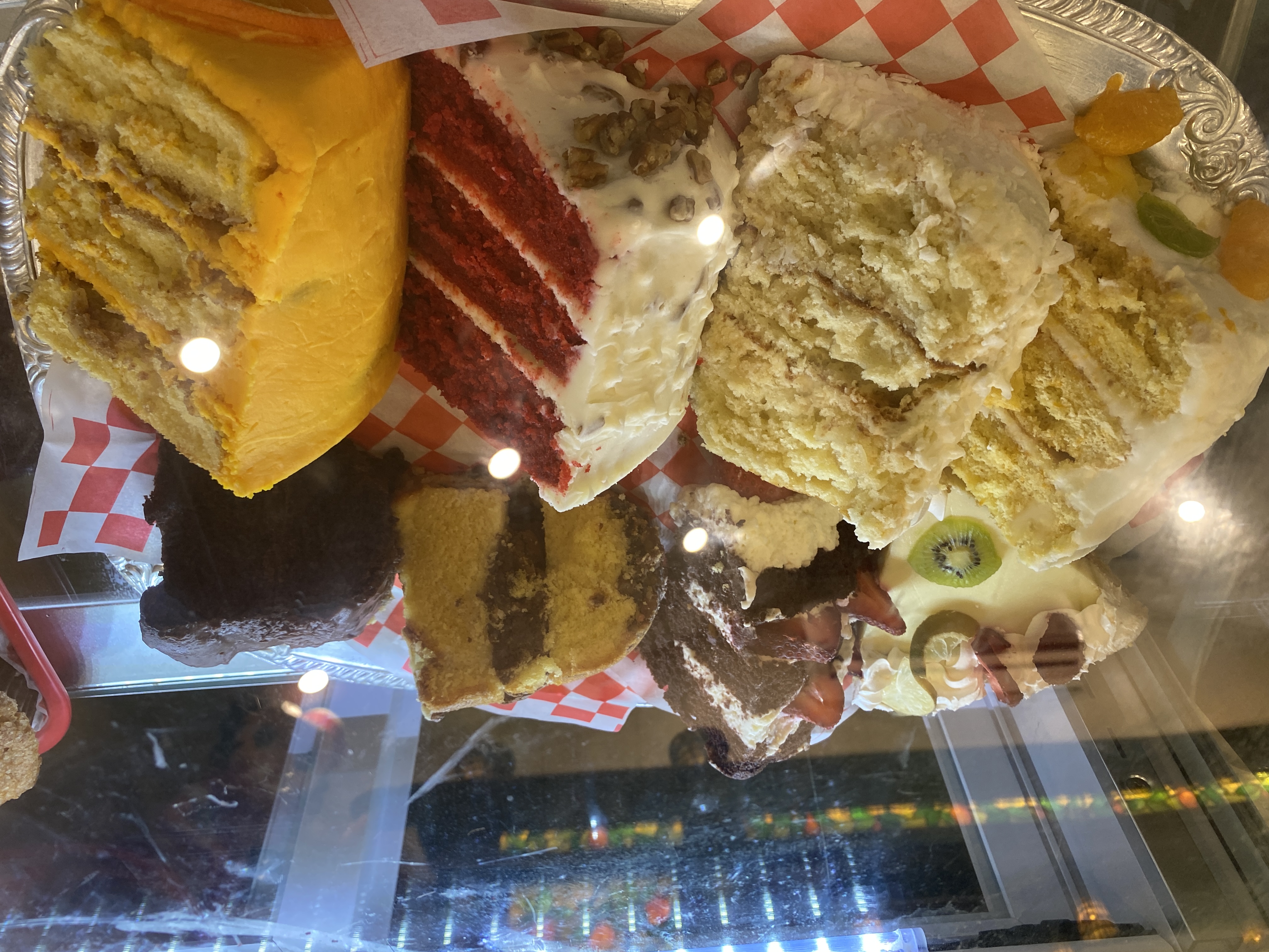 Boop's cakes are internet-famous. There is also key lime
      pie.