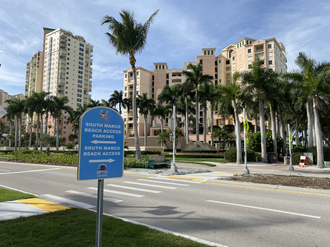 The walkway to South Marco Beach from Swallow Avenue is very
      pedestrian friendly.